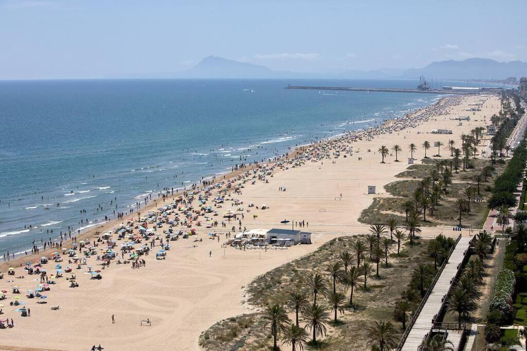 Cozy Apartment, Very Fresh At * Playa de Gandia