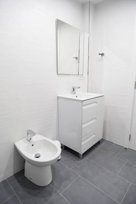 Cozy Apartment, Very Fresh At Appartement Playa de Gandia